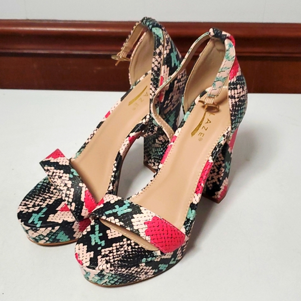 Size 6.5 Multi Snake skin heels